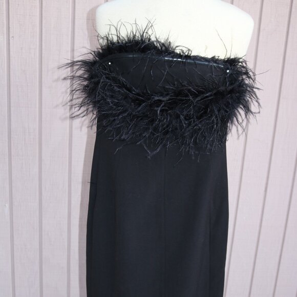 NWT Massimo Dutti Off-The-Shoulder Long Crepe Strapless Feather Dress Size US 4 - Picture 2 of 13